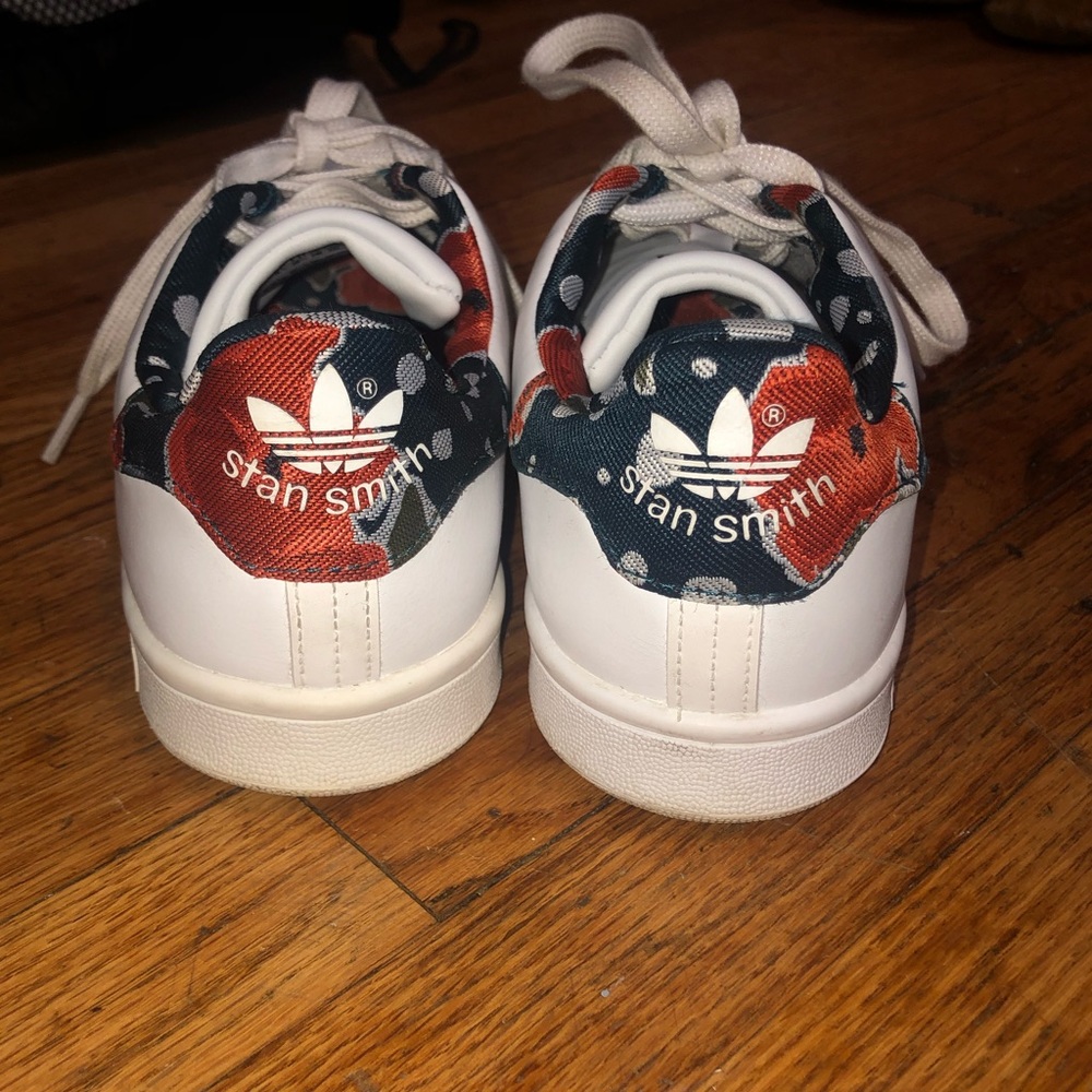 Orange floral Stan Smith adidas